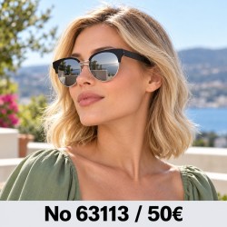 Γυαλιά ηλίου 63113 Cat Eye Μαύρα με Ασημί Καθρέφτη — φορεμένα από μοντέλο, λήψη 3